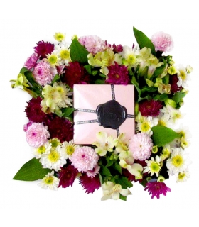 پک هدیه عطر و گل آلسترومریا و داوودی مینیاتوری