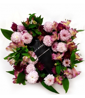 پکیج هدیه عطر و گل آلسترومریا و داوودی مینیاتوری