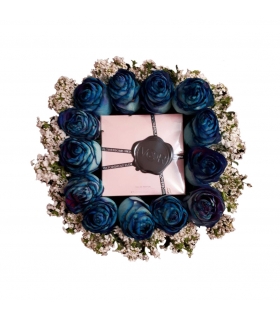 پک هدیه عطر با گل رز هلندی آّبی