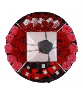 گیفت ست عطر و شکلات با گل صابونی